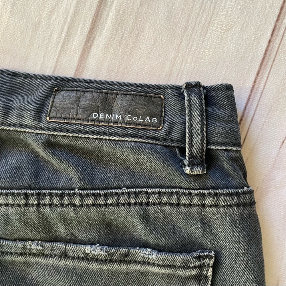 Denim Colab Boyfriend Jeans Women’s 8 Black Stonewashed Goth Grunge Distressed - Picture 12 of 16